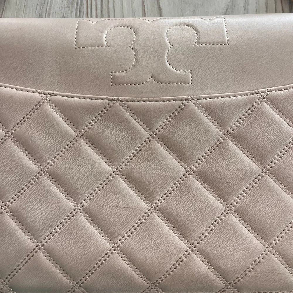 Tory Burch Savannah clutch Quilted light pink purse